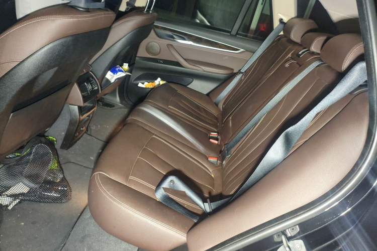 Used BMW X5 2018 xDrive35i Elegant Edition Left Rear Seat