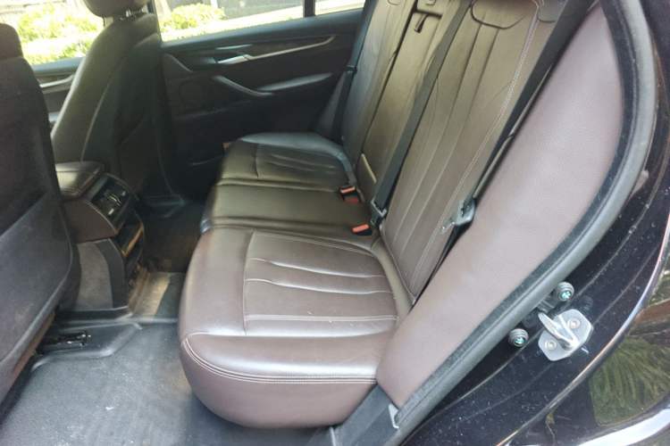 Used BMW X5 2018 xDrive35i Elegant Edition Left Rear Seat