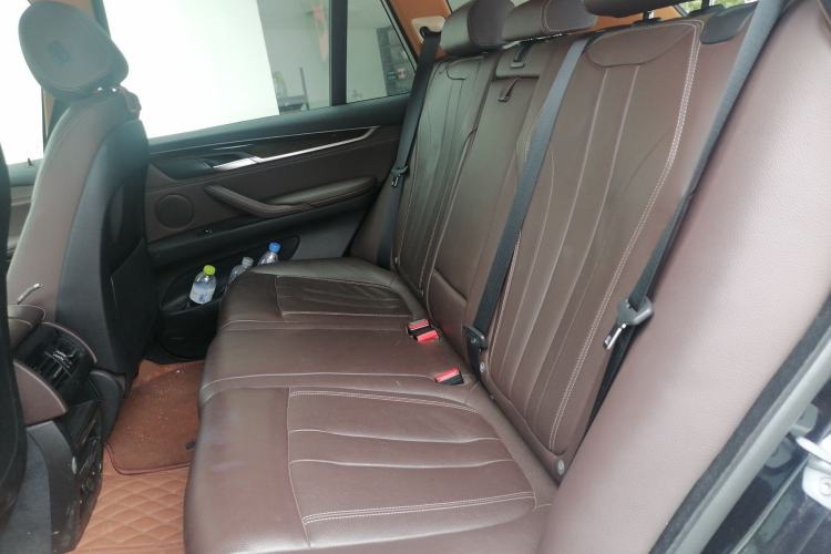 Used BMW X5 2018 xDrive28i Left Rear Seat