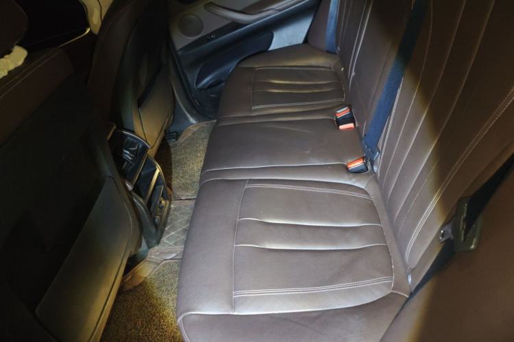 Used BMW X5 2018 xDrive28i Left Rear Seat