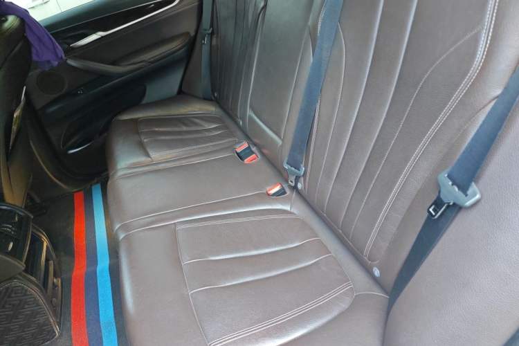 Used BMW X5 2018 xDrive28i Left Rear Seat