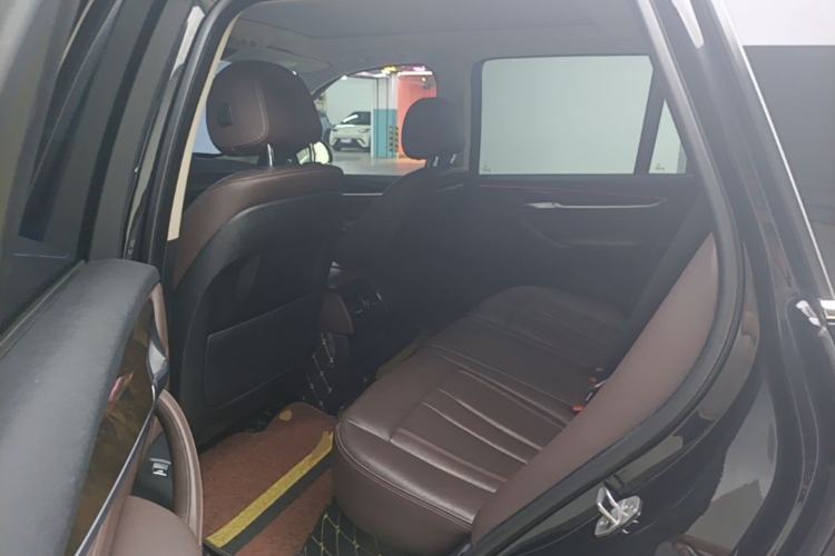 Used BMW X5 2018 xDrive35i Elegant Edition Left Rear Seat