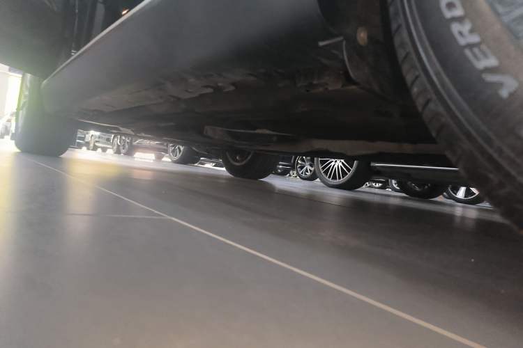 Used BMW X5 2018 xDrive35i Base Model Middle East Left Side Sill
