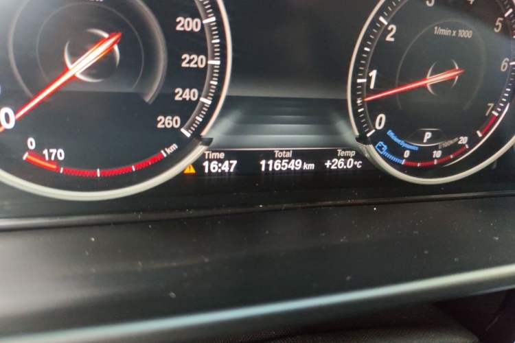 Used BMW X5 2018 xDrive35i Elegant Edition Odometer Close Up