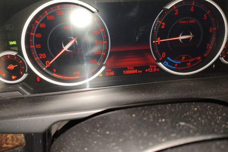Used BMW X5 2018 xDrive35i Elegant Edition Odometer Close Up