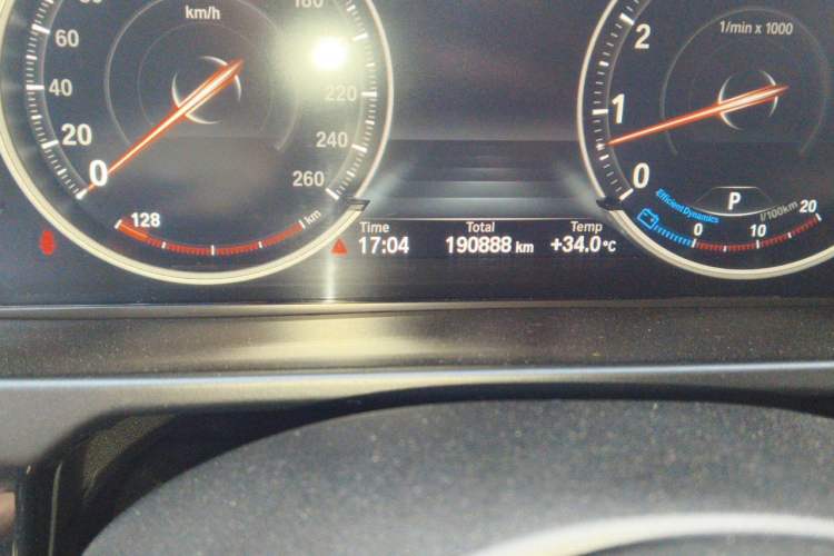 Used BMW X5 2018 xDrive35i M Sport Edition Odometer Close Up