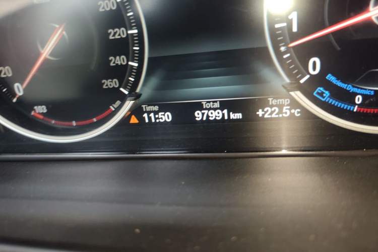 Used BMW X5 2018 xDrive35i M Sport Edition Odometer Close Up