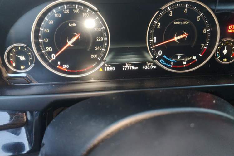Used BMW X5 2018 xDrive35i M Sport Edition Odometer Close Up
