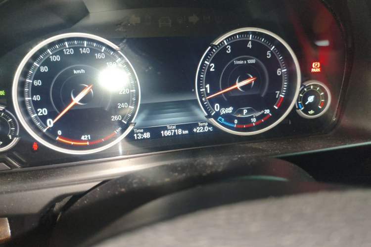 Used BMW X5 2018 xDrive35i Elegant Edition Odometer Close Up