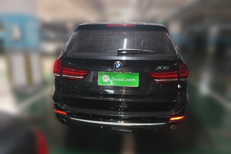 Used BMW X5 2018 xDrive28i Rear