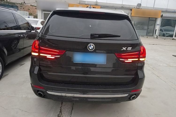 Used BMW X5 2018 xDrive28i Rear