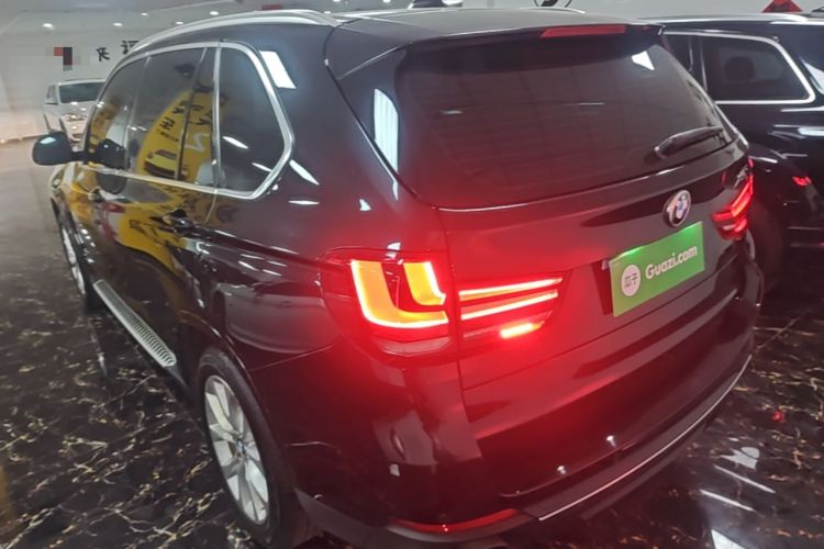 Used BMW X5 2018 xDrive28i Rear Left 45 Deg
