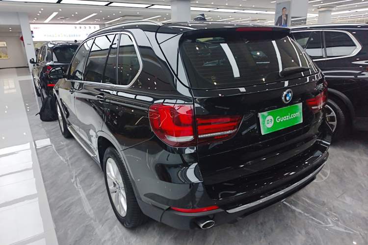Used BMW X5 2018 xDrive28i Rear Left 45 Deg