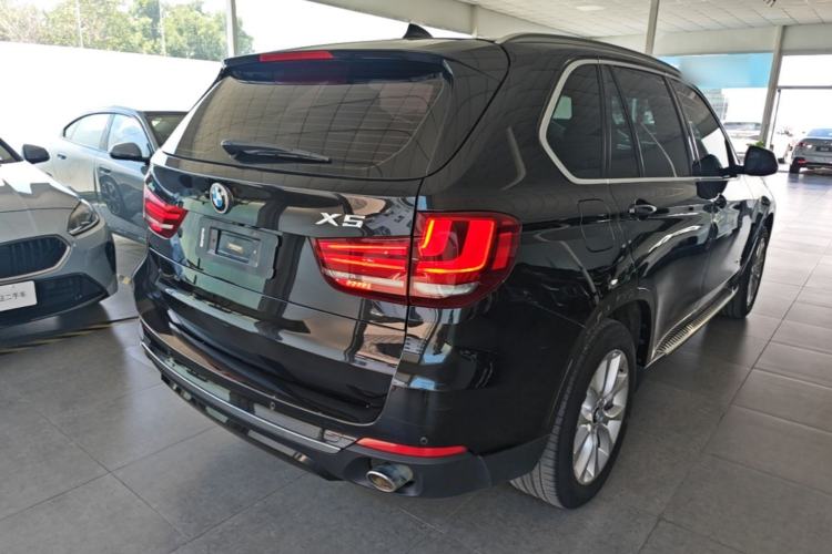 Used BMW X5 2018 xDrive28i Rear Right 45 Deg