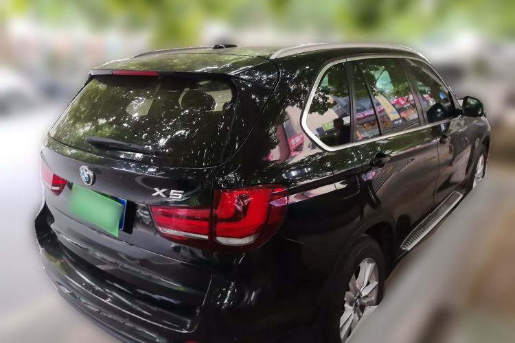 Used BMW X5  Rear Right 45 Deg