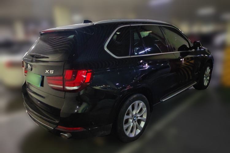 Used BMW X5 2018 xDrive28i Rear Right 45 Deg