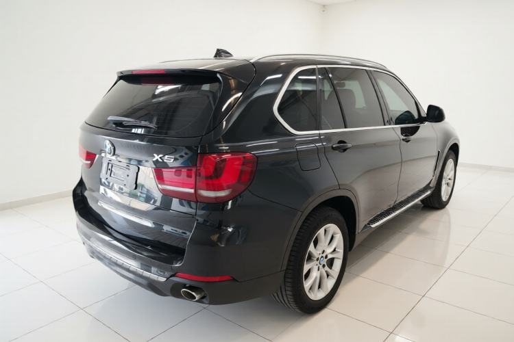 Used BMW X5 2018 xDrive28i Rear Right 45 Deg