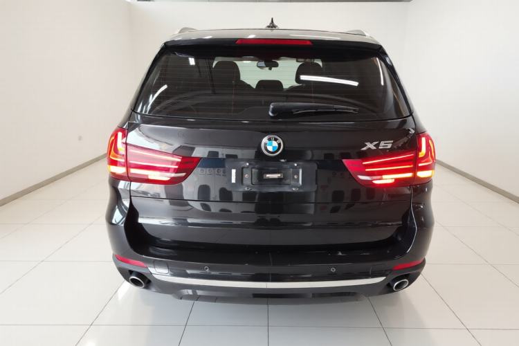 Used BMW X5 2018 xDrive28i Rear