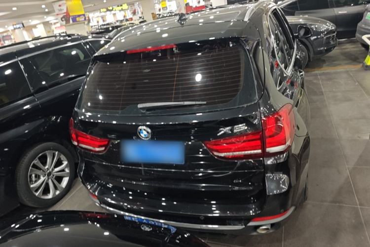 Used BMW X5 2018 xDrive28i Rear