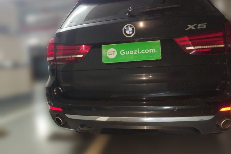 Used BMW X5 2018 xDrive28i Rear