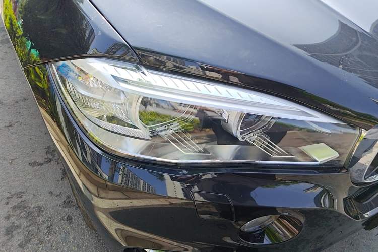 Used BMW X5 2018 xDrive35i Elegant Edition Right Front Headlight