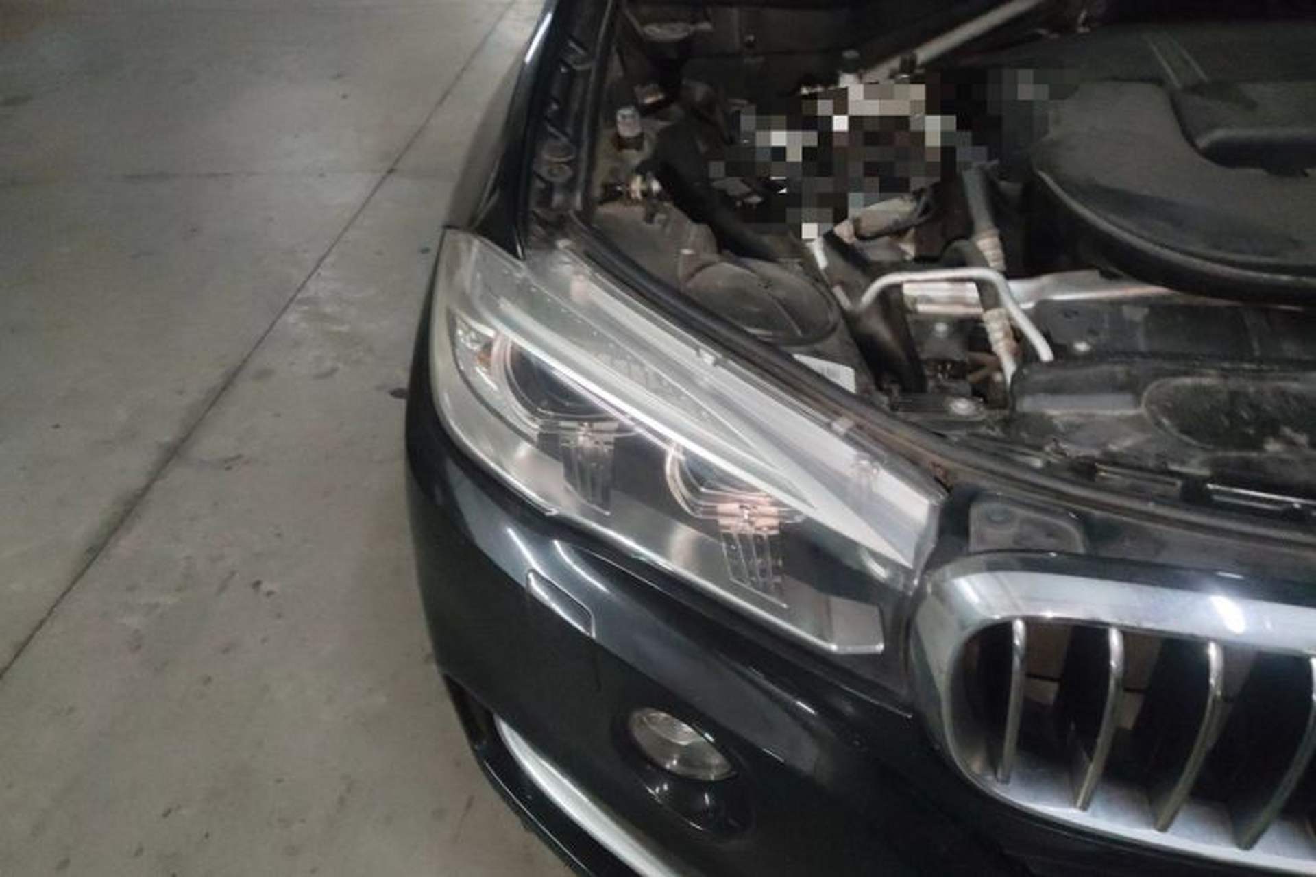 Used BMW X5 2018 xDrive28i Right Front Headlight