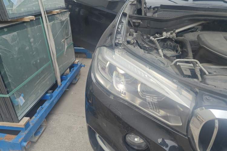 Used BMW X5 2018 xDrive28i Right Front Headlight