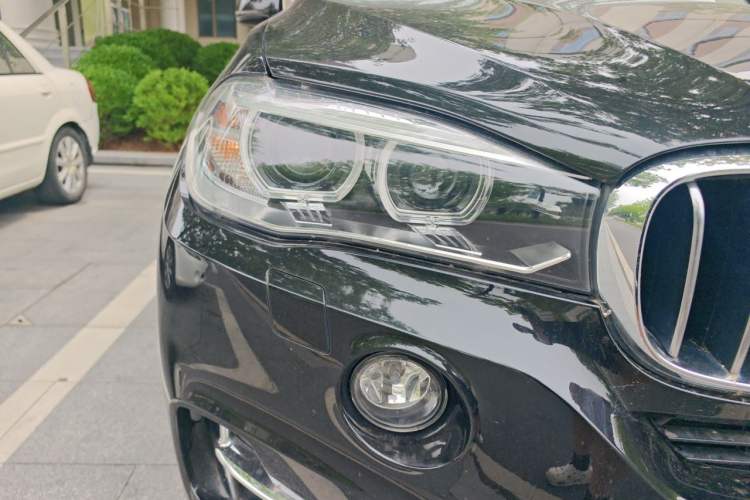 Used BMW X5 2018 xDrive35i Elegant Edition Right Front Headlight