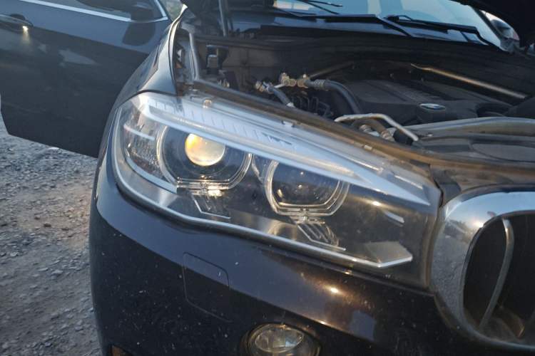 Used BMW X5 2018 xDrive35i Elegant Edition Right Front Headlight