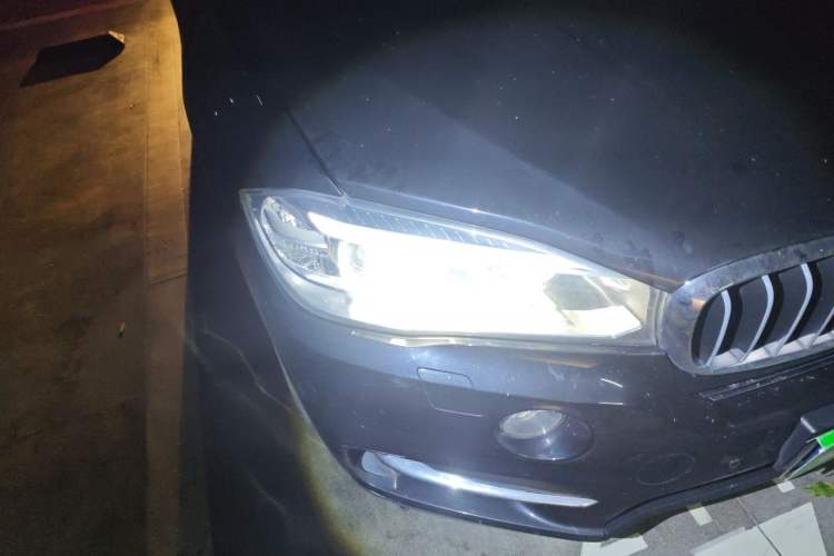 Used BMW X5 2018 xDrive28i Right Front Headlight