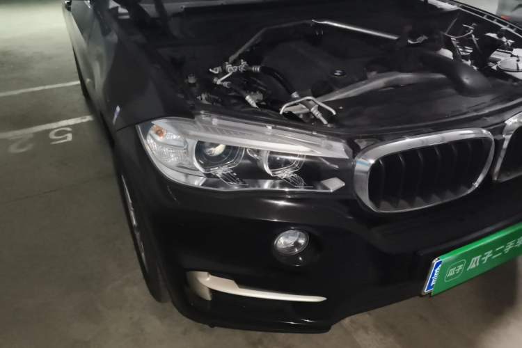 Used BMW X5  Right Front Headlight