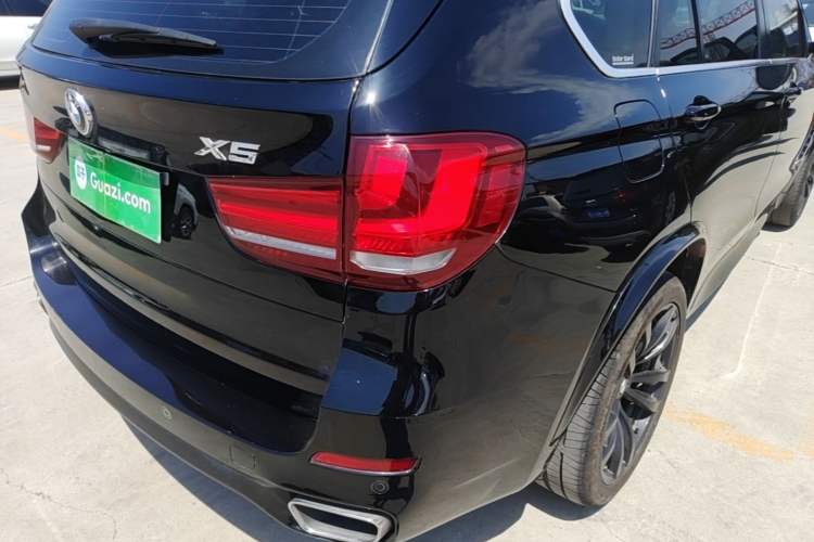 Used BMW X5 2018 xDrive35i M Sport Luxury Model Middle East Right Rear Taillight