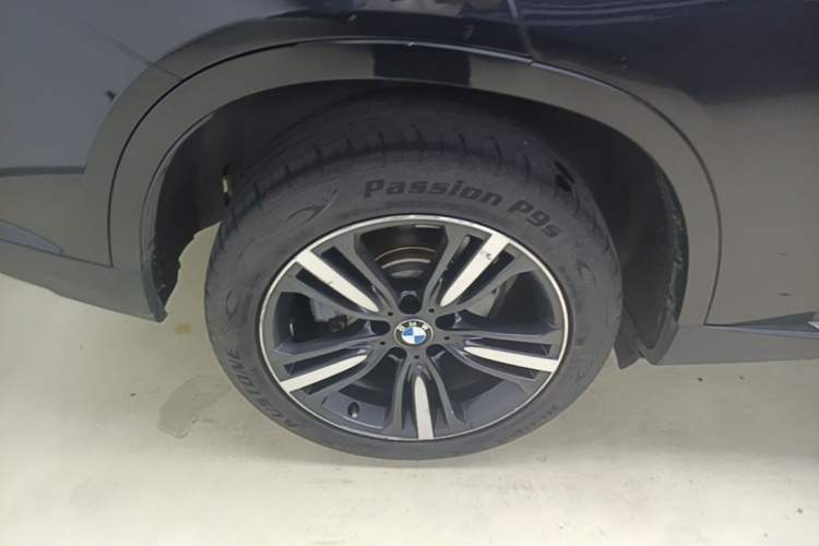 Used BMW X5 2018 xDrive35i Elegant Edition Right Rear Wheel Hub