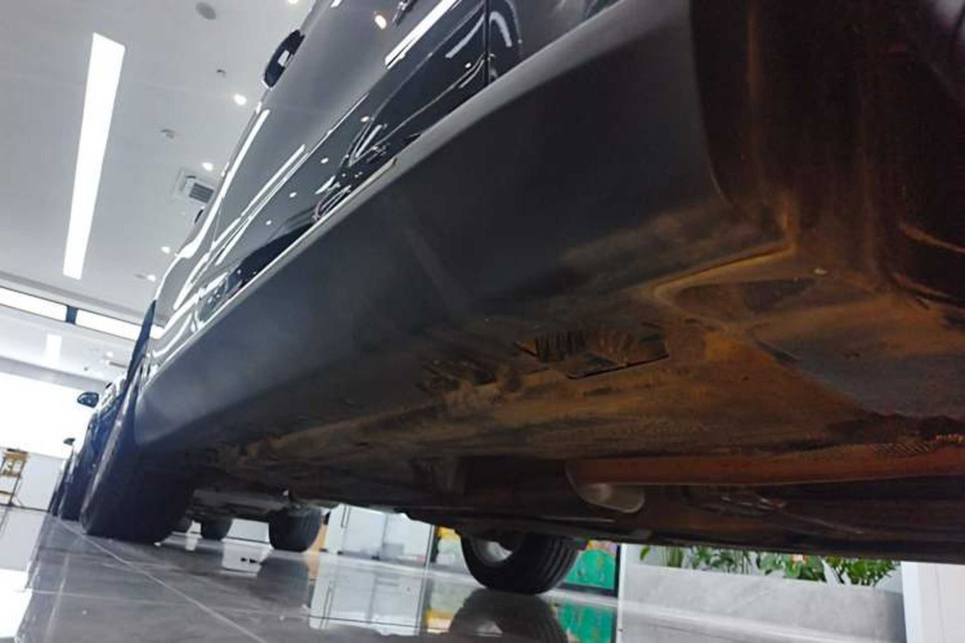 Used BMW X5 2018 xDrive28i Right Side Sill