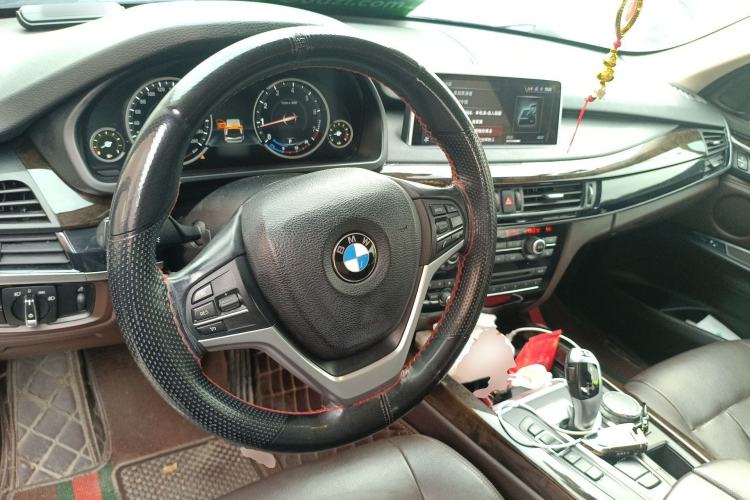 Used BMW X5 2018 xDrive28i Steering Wheel