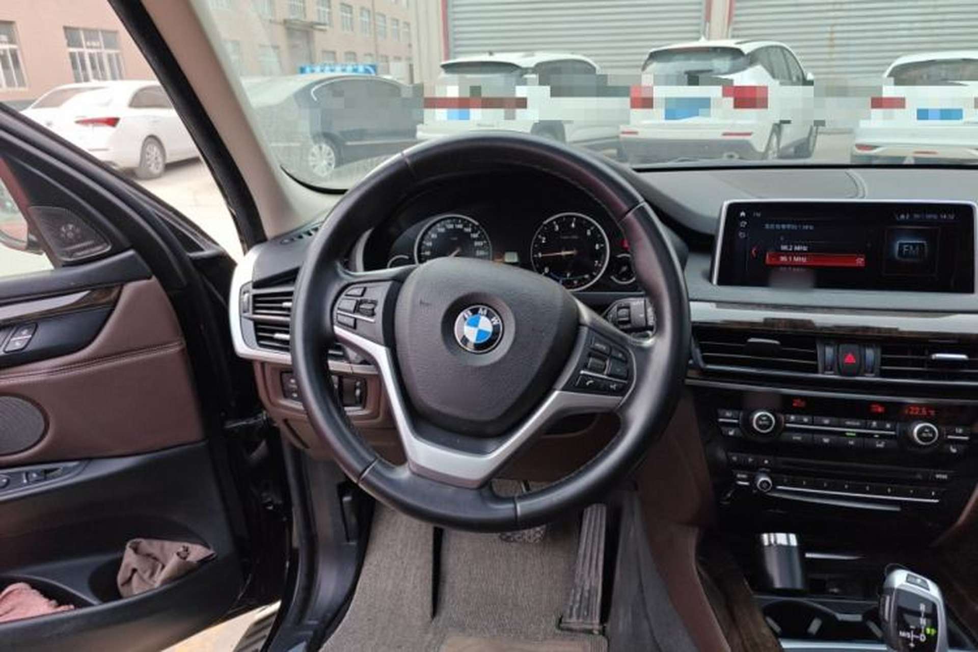 Used BMW X5 2018 xDrive28i Steering Wheel