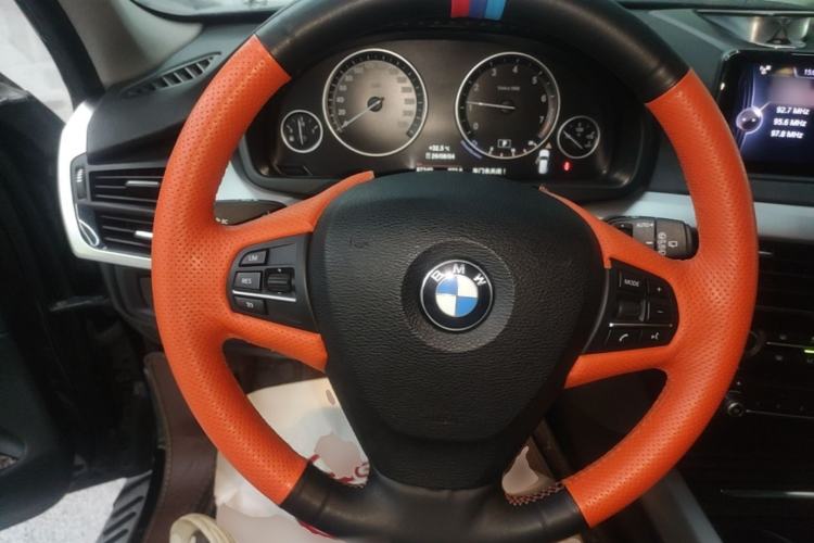 Used BMW X5 2018 xDrive35i Standard Small Screen Leather Middle East Steering Wheel