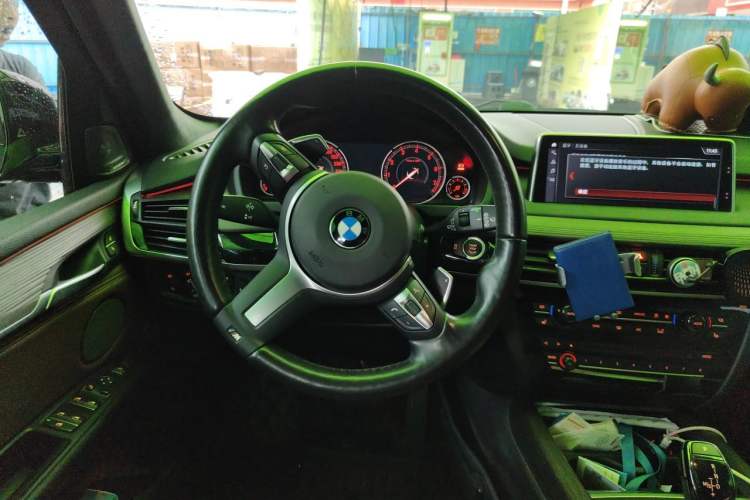 Used BMW X5  Steering Wheel