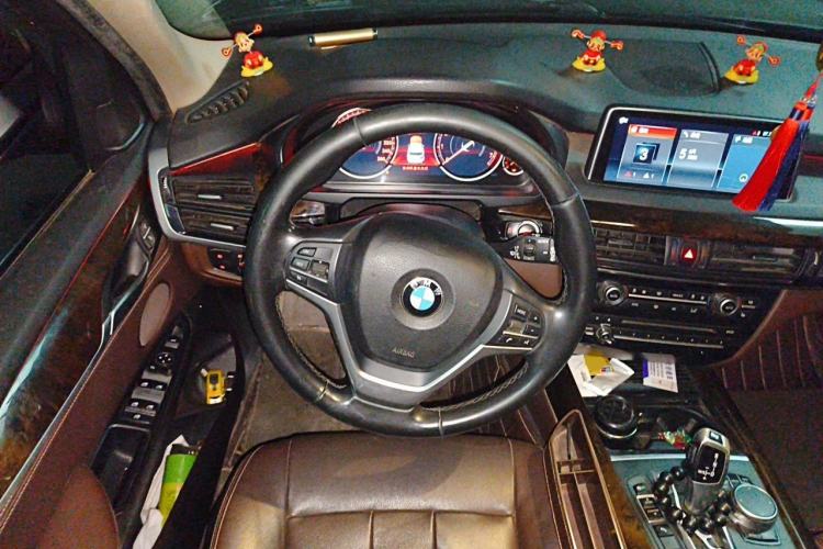Used BMW X5 2018 xDrive28i Steering Wheel
