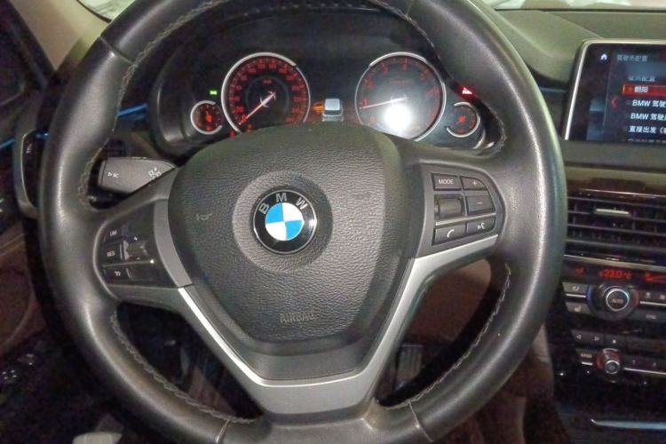 Used BMW X5 2018 xDrive28i Steering Wheel
