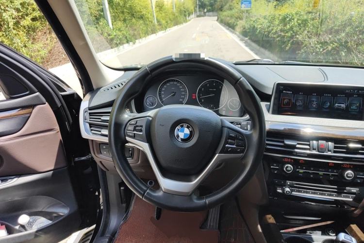 Used BMW X5 2018 xDrive35i Elegant Edition Steering Wheel