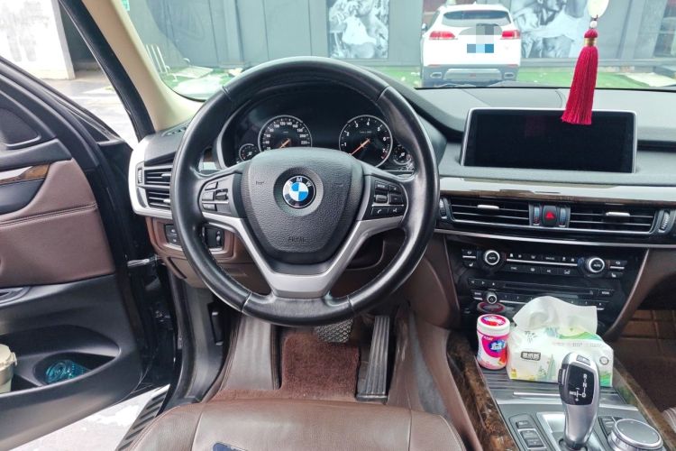 Used BMW X5 2018 xDrive28i Steering Wheel