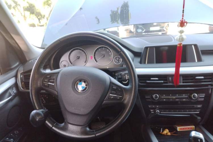 Used BMW X5  Steering Wheel