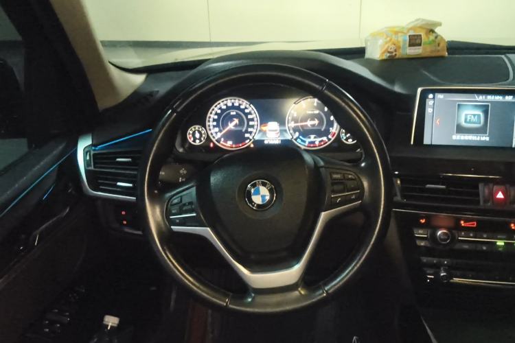 Used BMW X5 2018 xDrive35i Elegant Edition Steering Wheel
