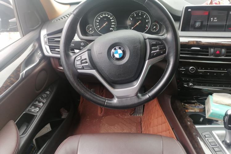 Used BMW X5 2018 xDrive28i Steering Wheel