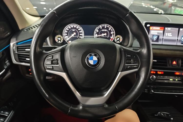 Used BMW X5 2018 xDrive28i Steering Wheel