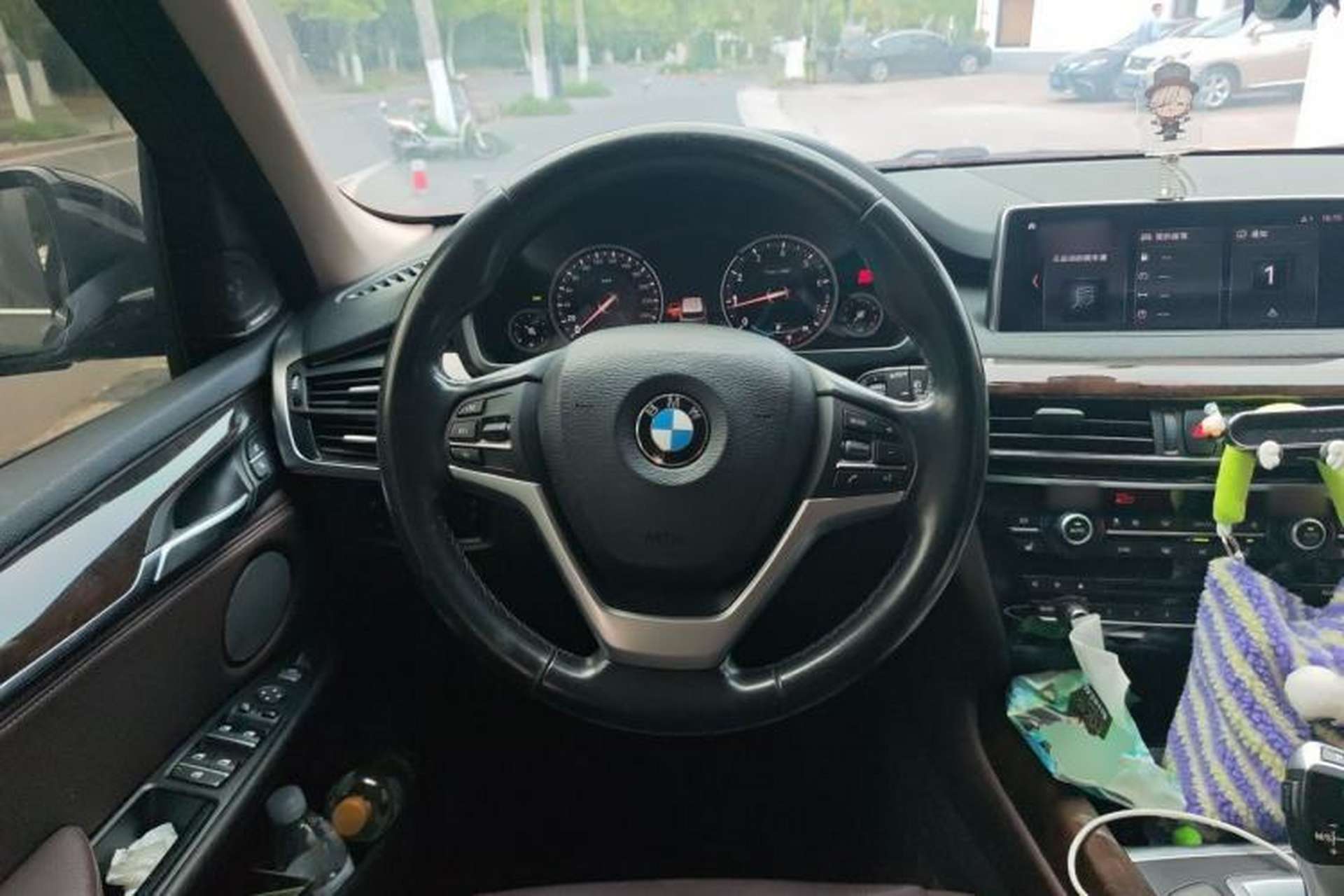 Used BMW X5 2018 xDrive28i Steering Wheel