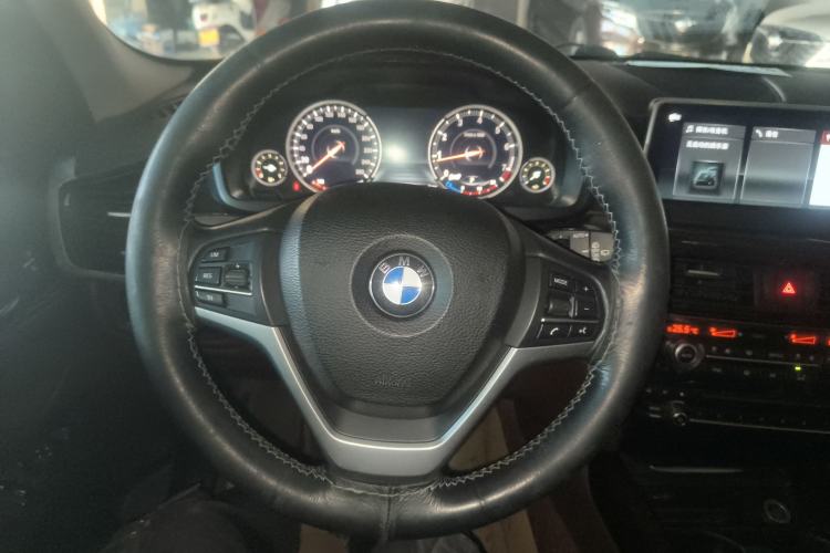 Used BMW X5 2018 xDrive28i Steering Wheel