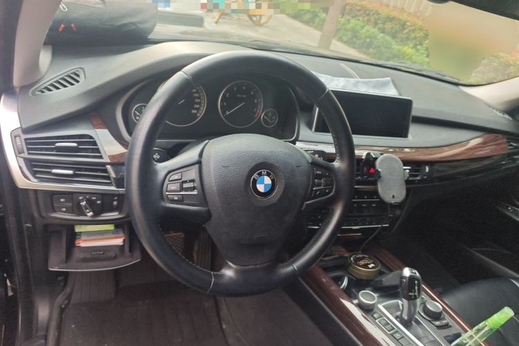Used BMW X5 2018 xDrive35i Elegant Edition Steering Wheel