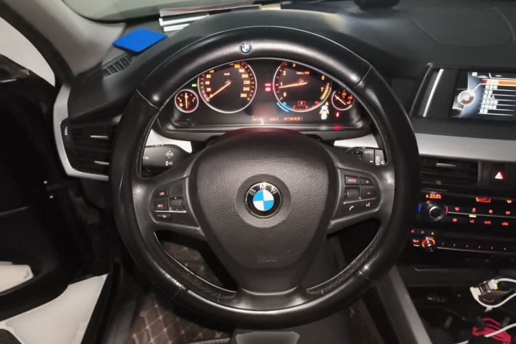 Used BMW X5  Steering Wheel